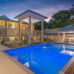Aparthotel The Newport On Macrossan - Adults Only
